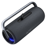 ACEFAST K2 Max IPX6 waterproof speaker outdoors near pool.	مكبر صوت ايس فاست K2 Max المقاوم للماء IPX6 في الهواء الطلق.